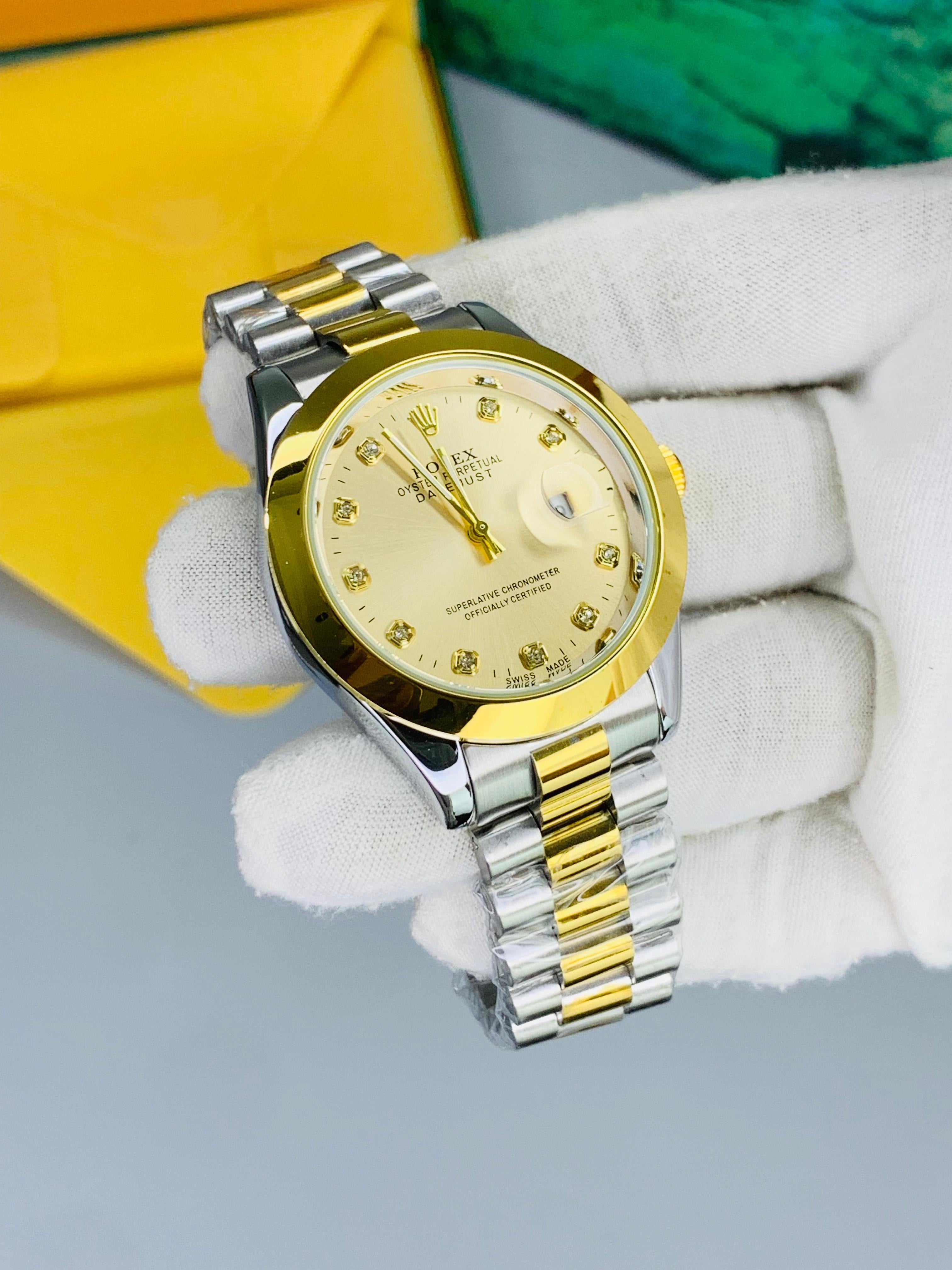 Tow Tone Golden Stone Model With Date Function