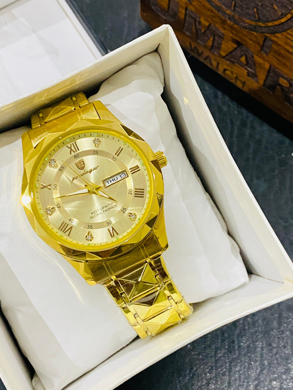 Luxury Watch full Golden with Day date function