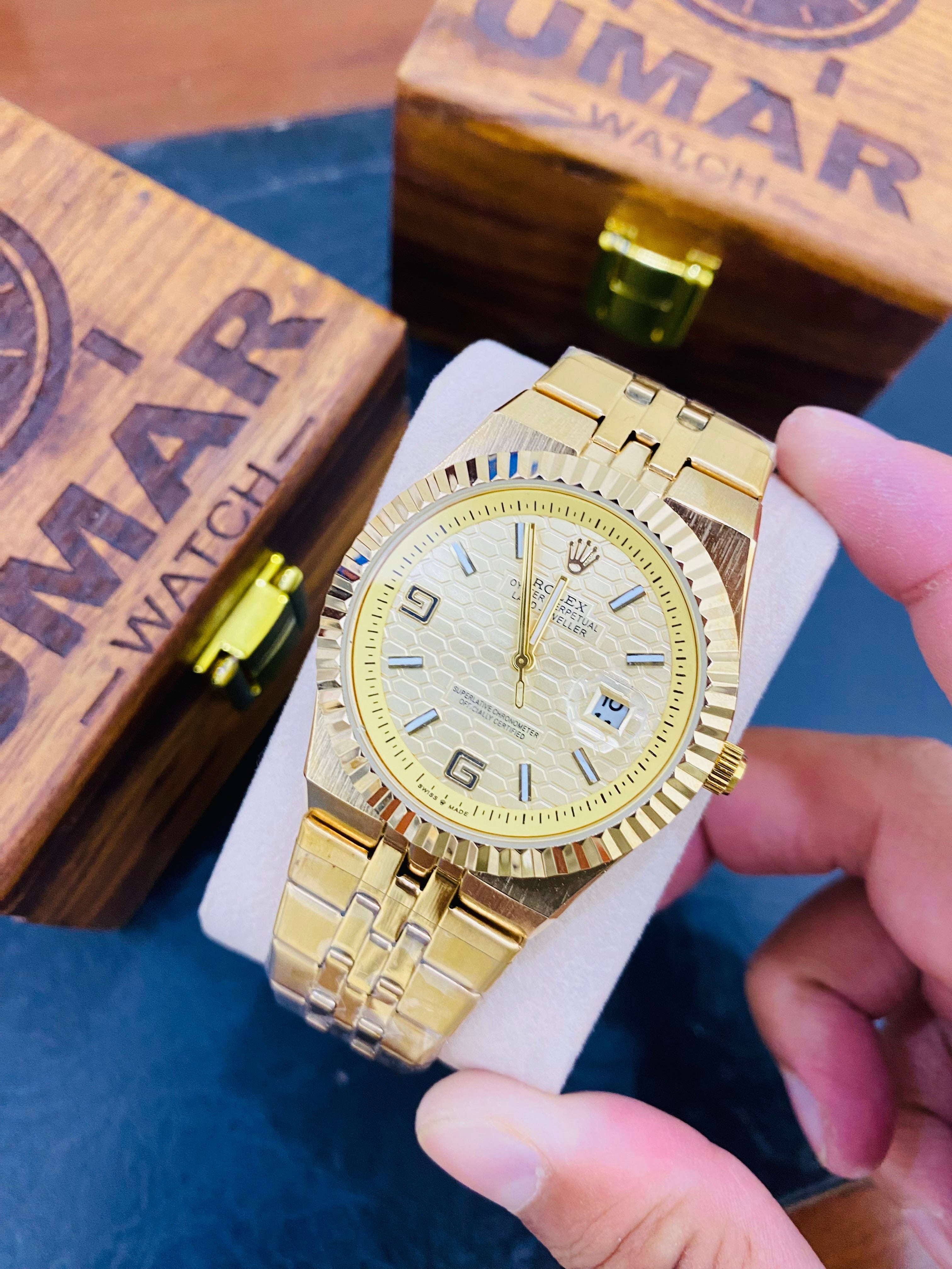 Premium Quality Date Function Wrist Watch