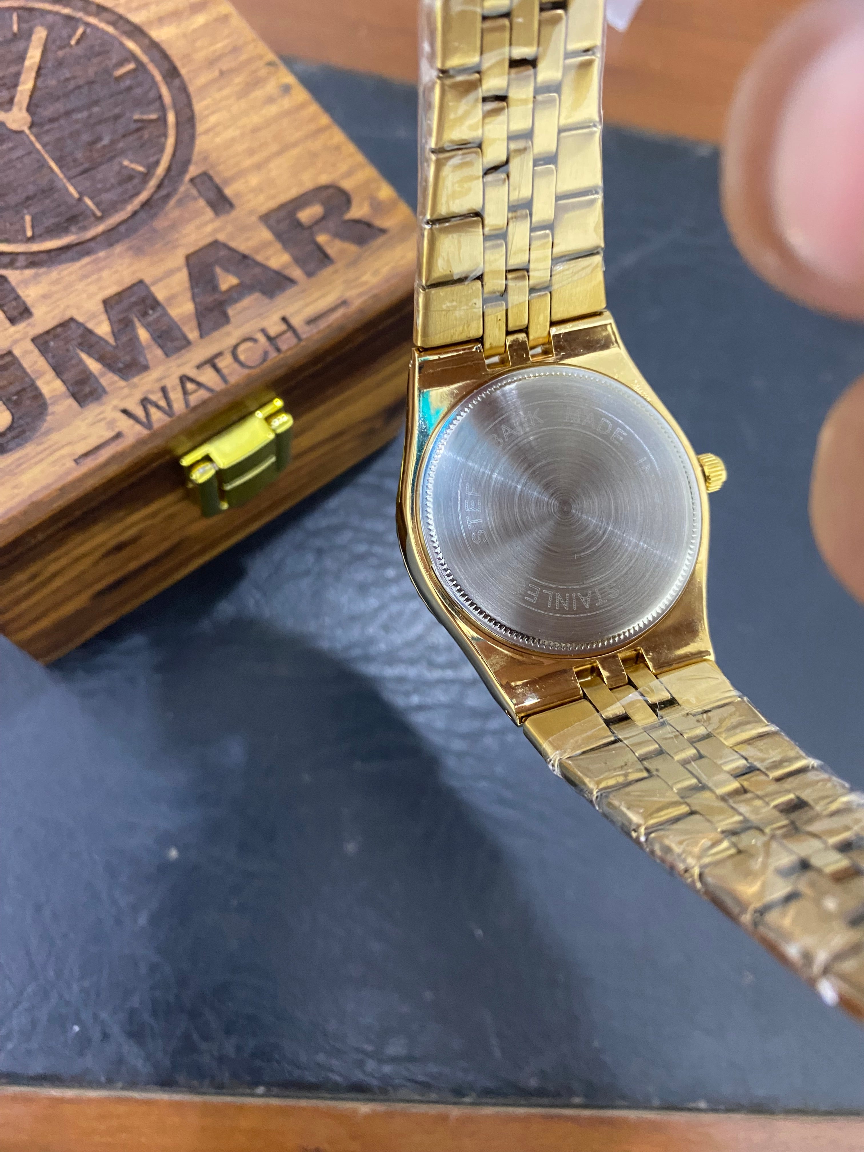 Premium Quality Date Function Wrist Watch